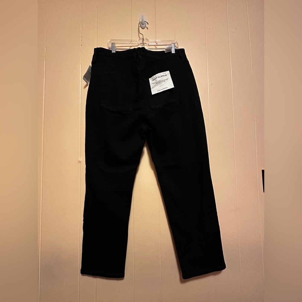 Good American Always Fits Jesns Good
Classic Jeans Sz 20-26 NWT - Picture 3 of 8